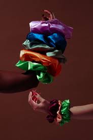 The Duey Dealer - Scrunchie